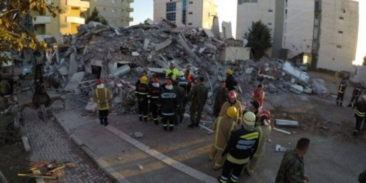 Kombinat, aty projektet e rindërtimit i hapën rrugë shpërnguljes së detyruar të banorëve