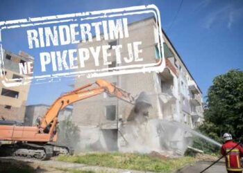 Rindërtimi – Banorët nën presion nga Bashkia Tiranë për të braktisur pallatin e planifikuar për t’u shembur