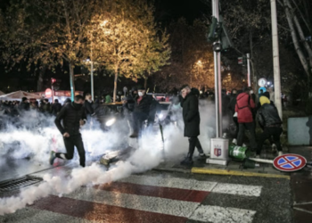 Mbyllet gjyqi maratonë pas 30 seancash me pafajësinë e 8 të akuzuarve për dhunë dhe pengim trafiku gjatë protestës që pasoi vrasjen e Klodian Rashës