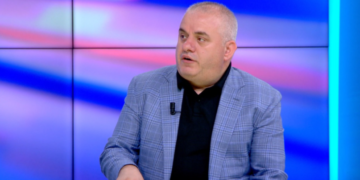 Artan Hoxha i bën gol FSHF-së: Gjykata vendos për pafajsinë e gazetarit që u akuzua për shpifje