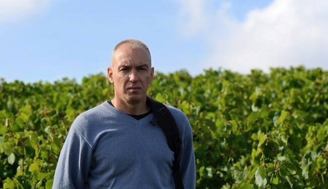 Pas më shumë se 7 vitesh, gazetari Artan Rama do të aksesojë listën e punonjësve të siguruar në media nga Drejtoria e Përgjithshme e Tatimeve. Kjo pasi fitoi procesin gjyqësor në të dyja shkallët e gjykimit.