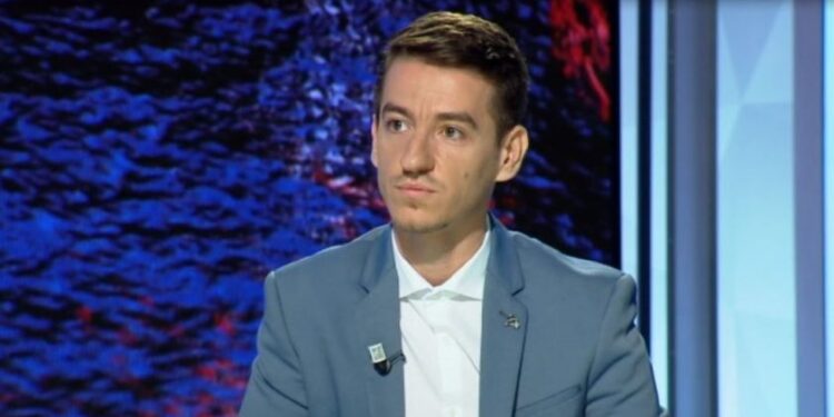 Taulant Muka kundër Shtetit: Refuzim i njehsimit të titujve shkencorë si hakmarrje ndaj kritikëve të qeverisë